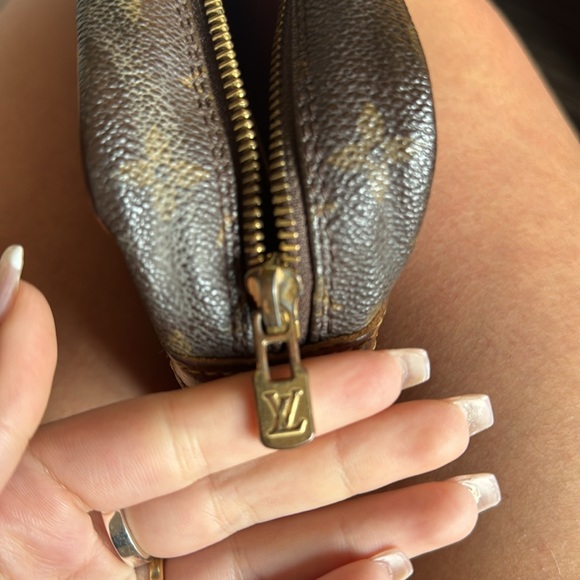 AUTHENTIC vintage Louis Vuitton travel bag/handheld bag - Picture 13 of 13